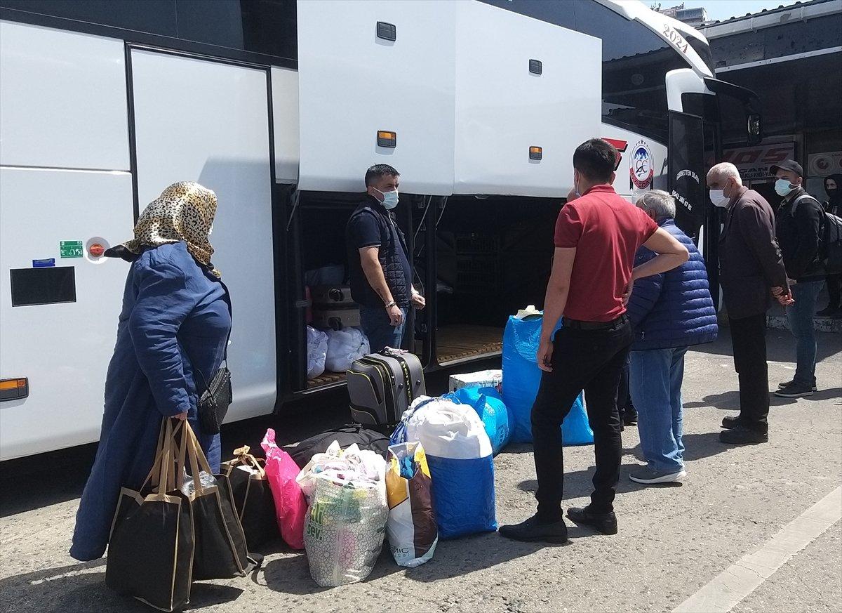 İstanbul'da otogarlarda 'tam kapanma' yoğunluğu