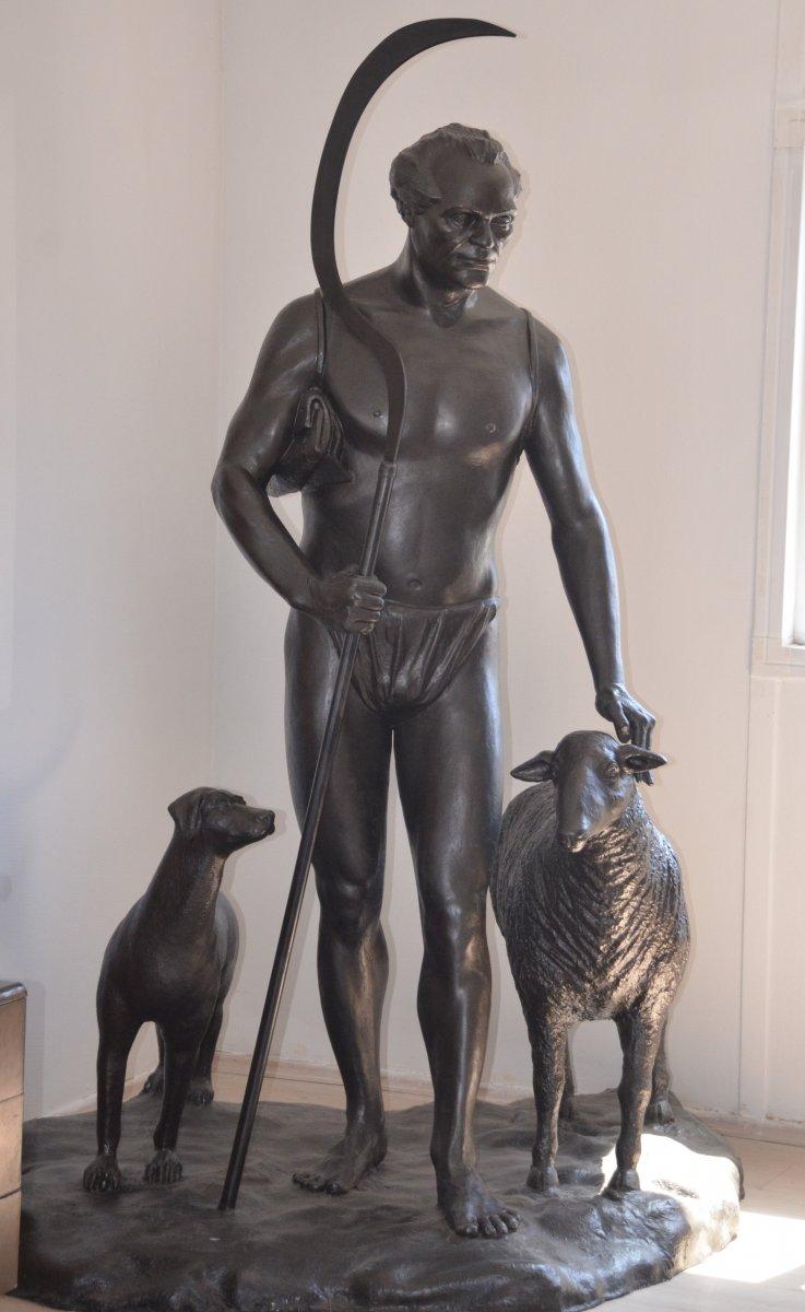 Sinop’ta Sabahattin Ali ve Tarzan Kemal'in heykelleri hazırlandı