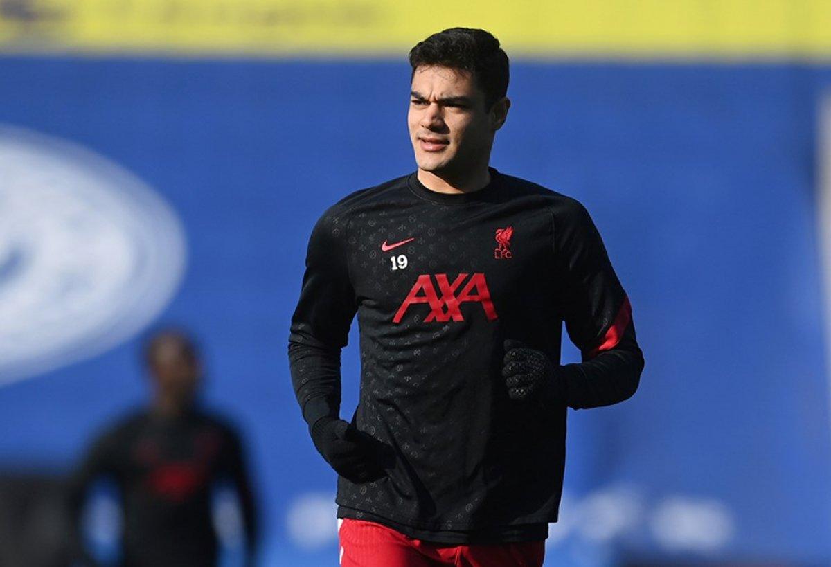 Ozan Kabak: Virgil futbol mantalitesi hakkında bana ipuçları veriyor