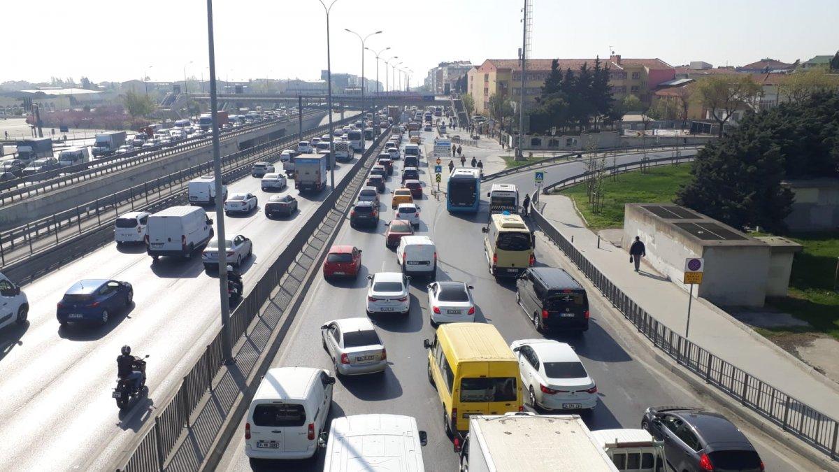 Avcılar ve Küçükçekmece'de trafik kilitlendi