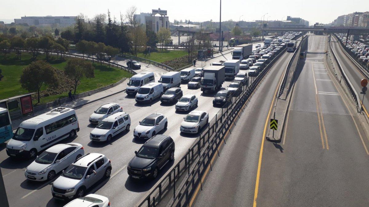 Avcılar ve Küçükçekmece'de trafik kilitlendi