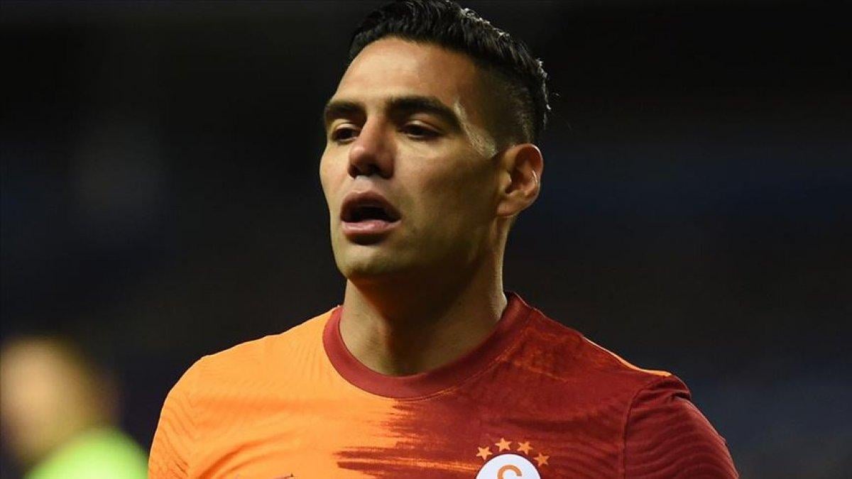 Galatasaray'da Falcao ve Feghouli ile yollar ayrılıyor