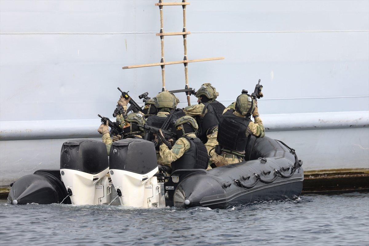 'Timsahlar' Mavi Vatan'daki zorlu görevlere böyle hazırlanıyor