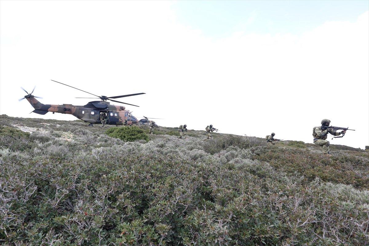 'Timsahlar' Mavi Vatan'daki zorlu görevlere böyle hazırlanıyor
