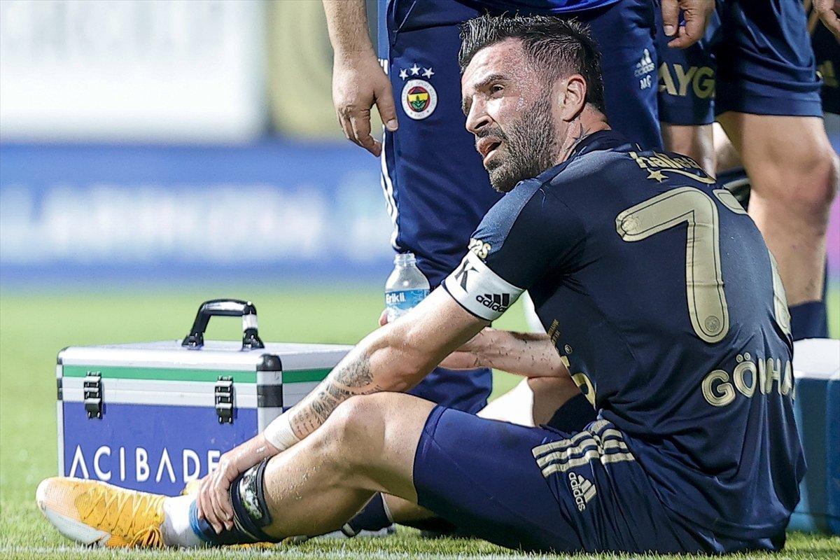 Gökhan Gönül, kırmızı kart için özür diledi