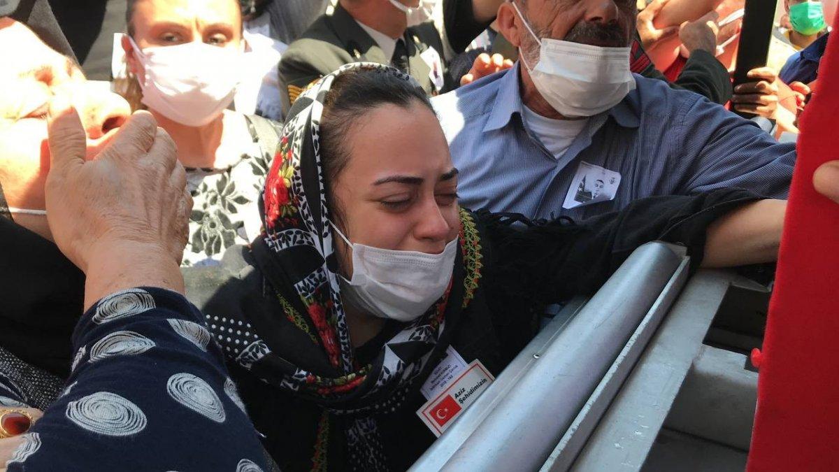 Adanalı şehide veda