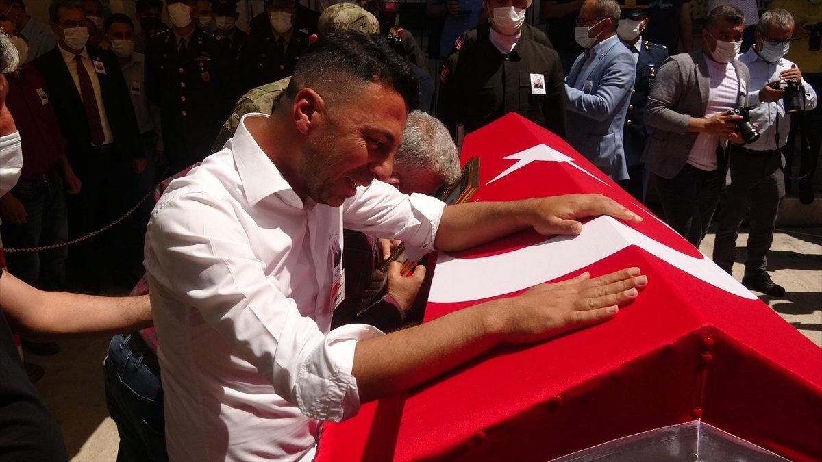 Adanalı şehide veda