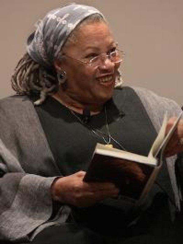 Dünyaca ünlü kadın yazarların kitap okuduğu anları