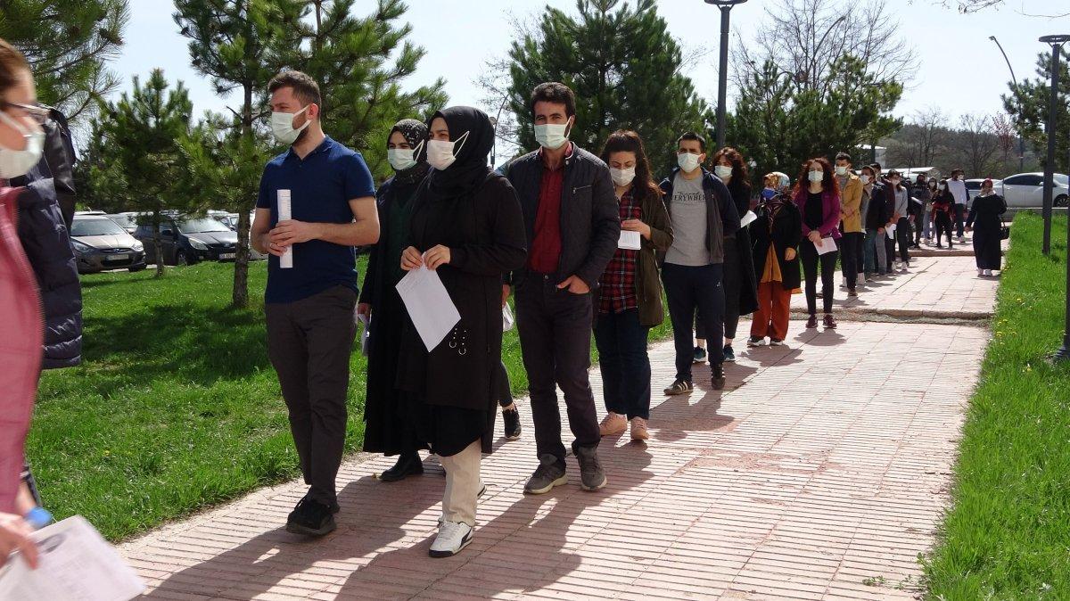 Sivas'ta kimliğini kaybeden aday, sınav salonuna son anda girdi