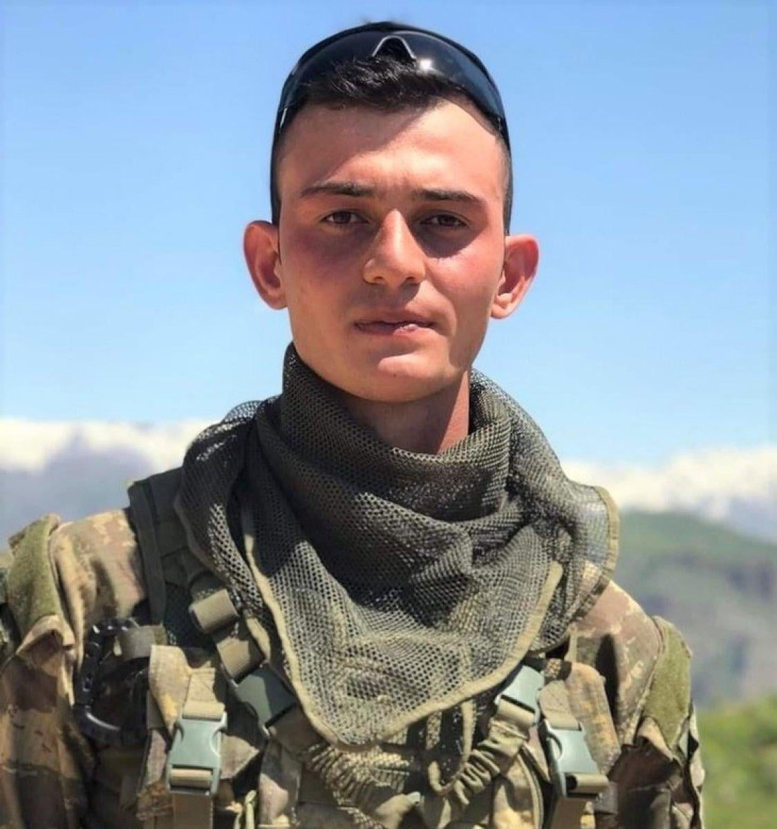 Şehit Piyade Uzman Çavuş Ahmet Asan'ın ailesine acı haber verildi