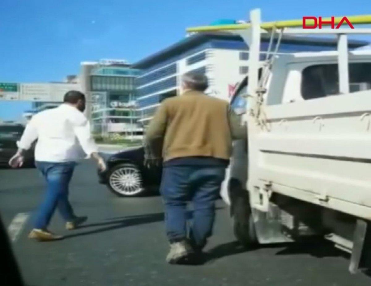 Beykoz trafik saldırı