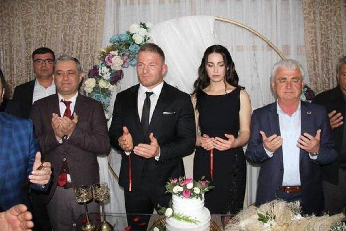 Survivor İsmail Balaban, nişanlısı ile konuştu