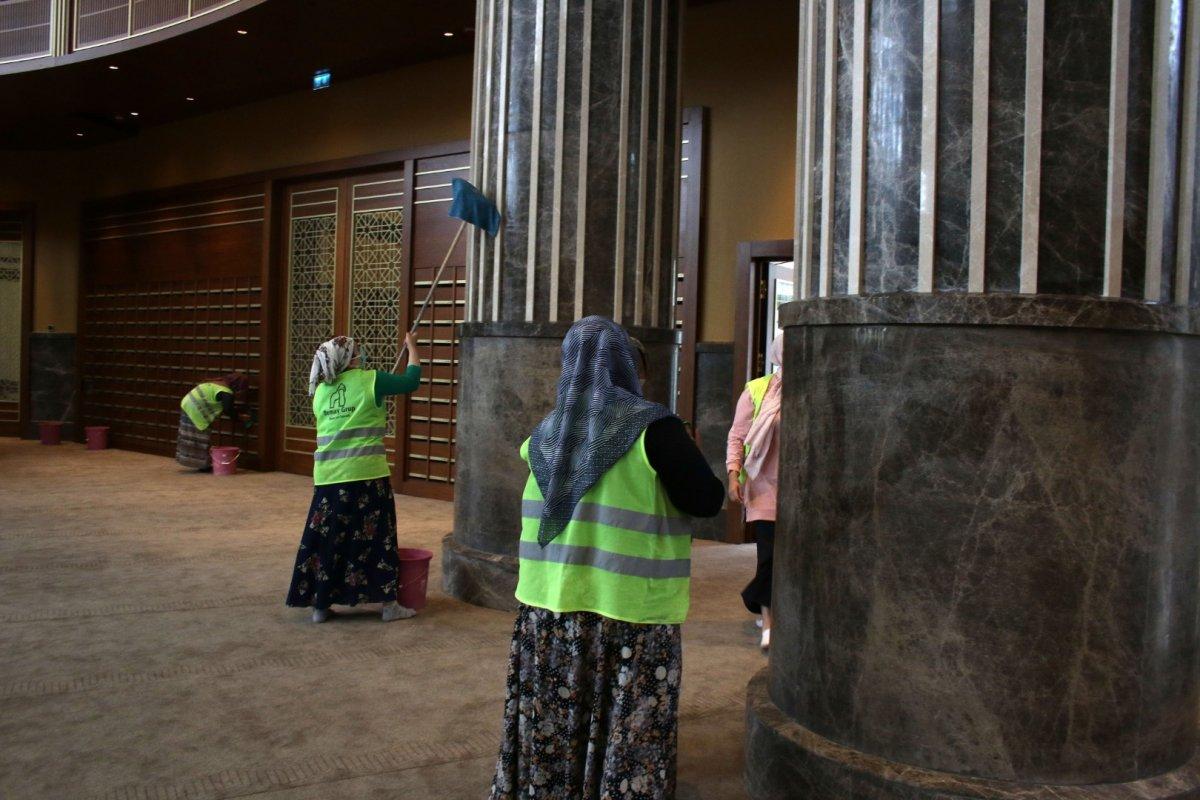 Taksim Camii'nde son rötuşlar