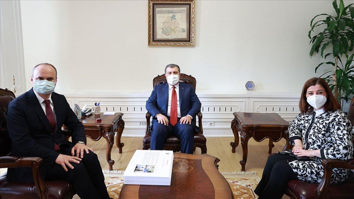 Bakan Koca, 18 yaş üstünün ne zaman aşı olacağını açıkladı