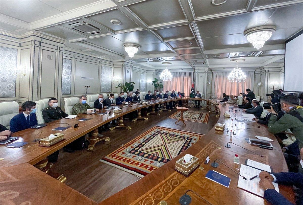 Mevlüt Çavuşoğlu, Libya'ya gitti