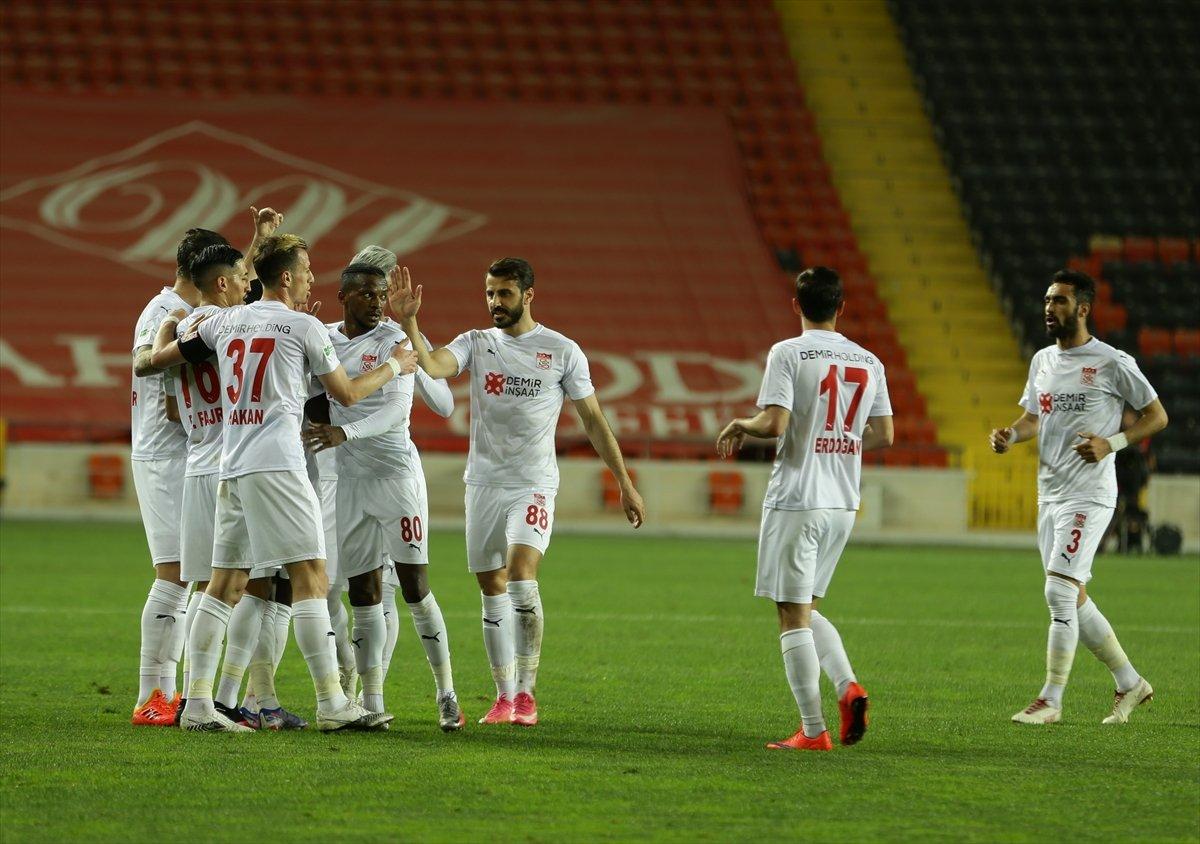 Sivasspor'un yenilmezlik serisi 16 maça çıktı