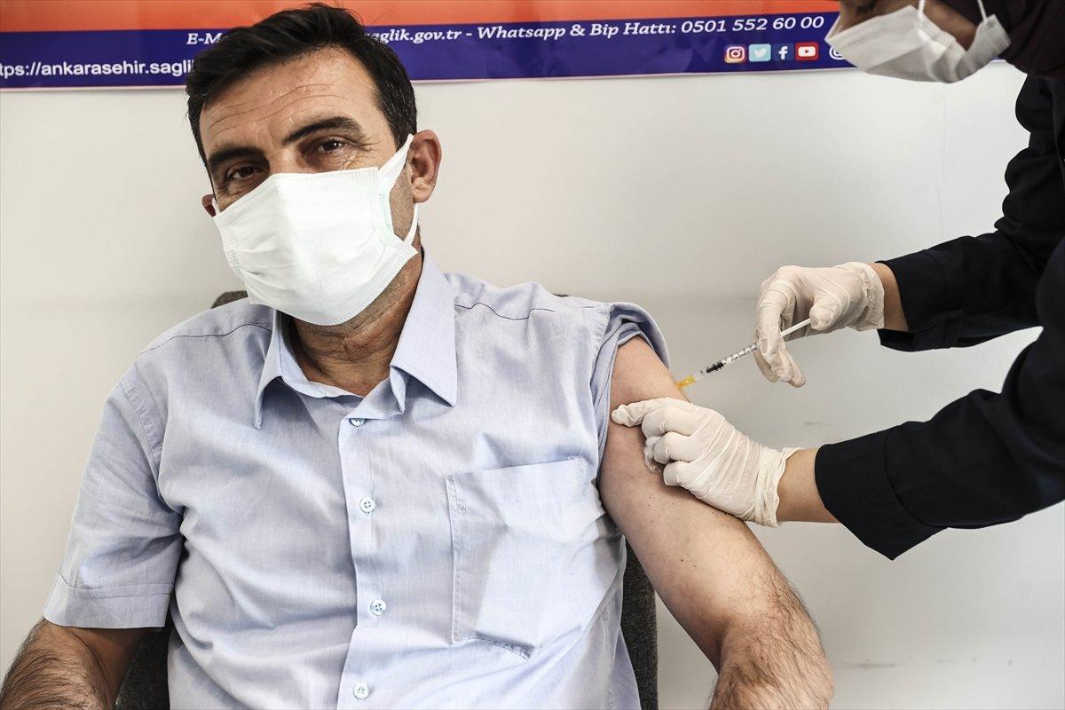 Türkiye'nin koronavirüse karşı toplumsal bağışıklık oranı belli oldu