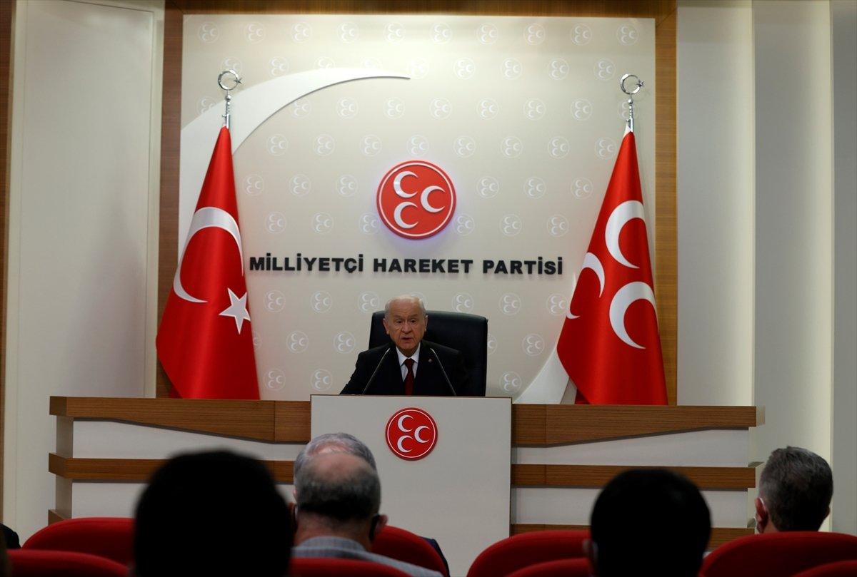 Devlet Bahçeli: Yeni bir anayasa hazırlamak milli vecibedir