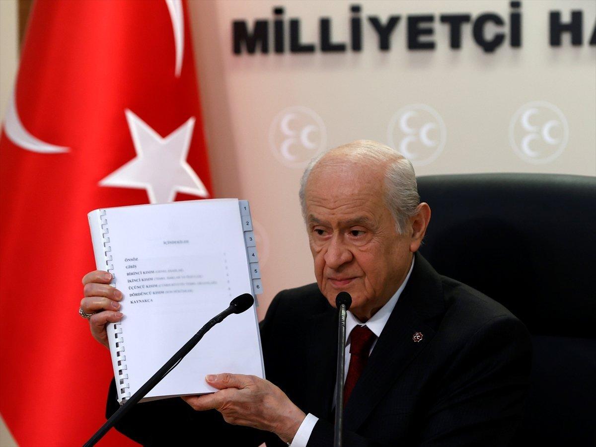 AK Parti'den Bahçeli'nin anayasa hazırlığına ilişkin ilk açıklama