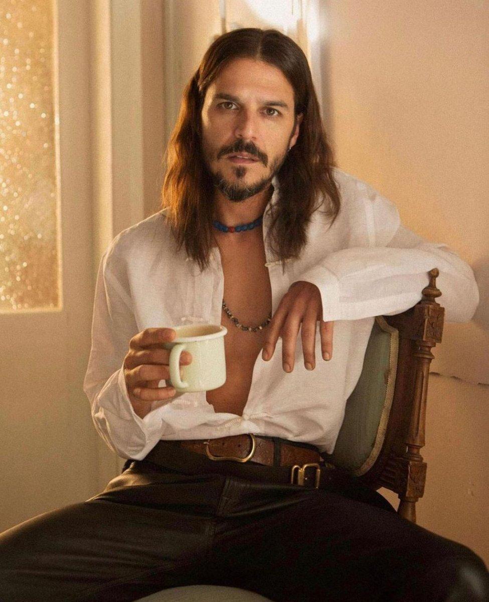 Mehmet Günsür'ün tarzı takipçilerini ikiye böldü