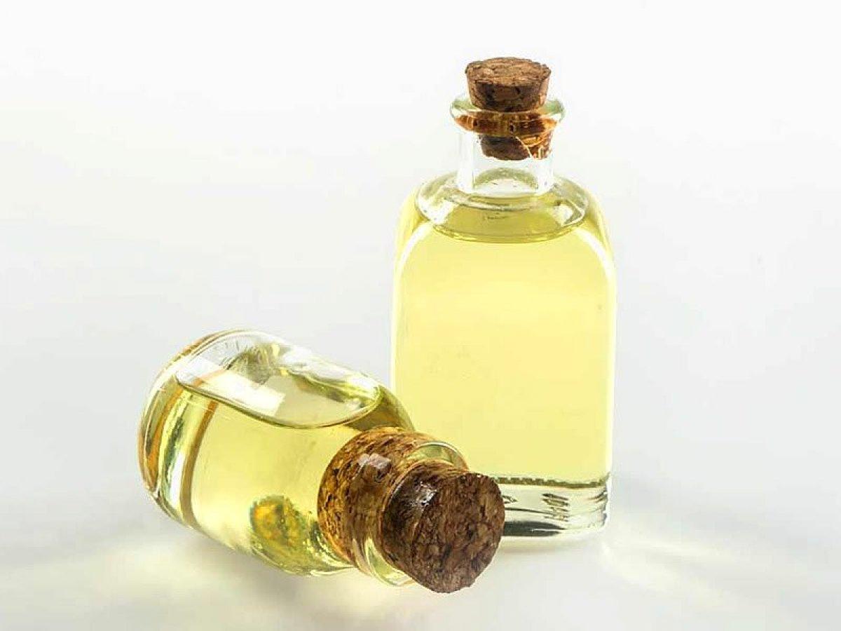 İskit yağı nedir, neye iyi gelir? İskit yağı faydaları ve kullanımı..