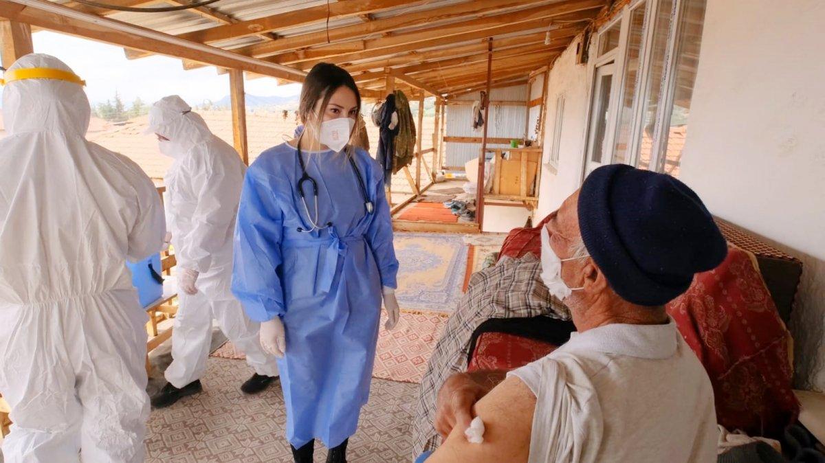 Burdur'da 112 bin 961 doz aşı yapıldı