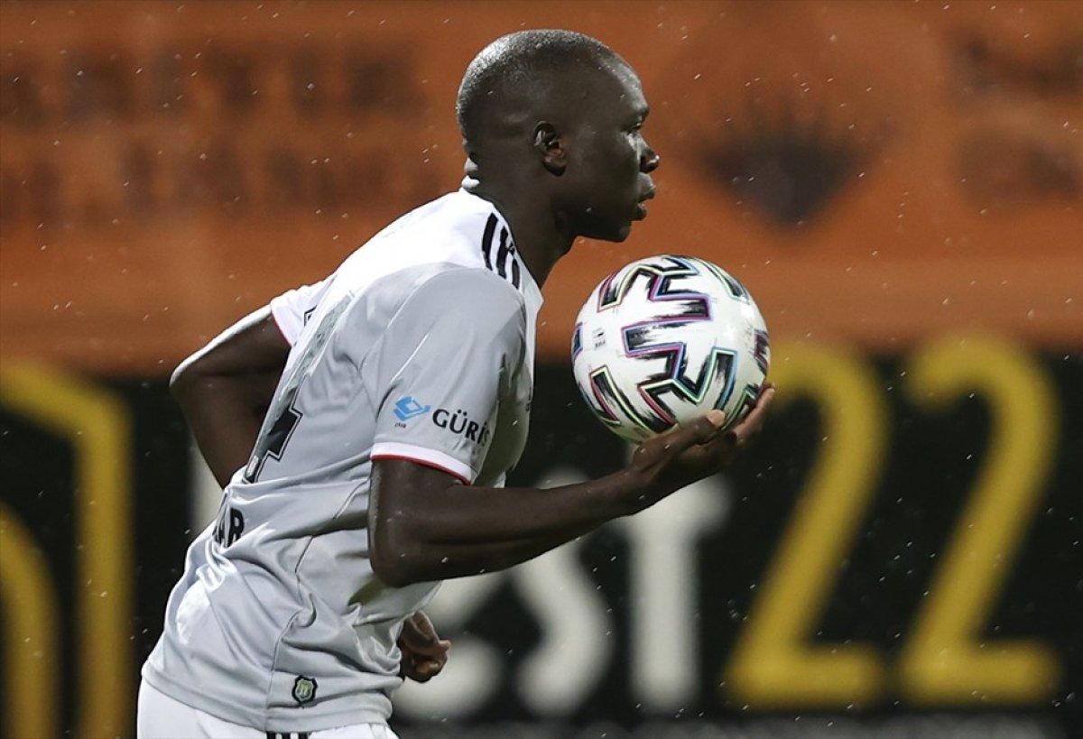 Aboubakar, Galatasaray derbisinde oynayamayacak