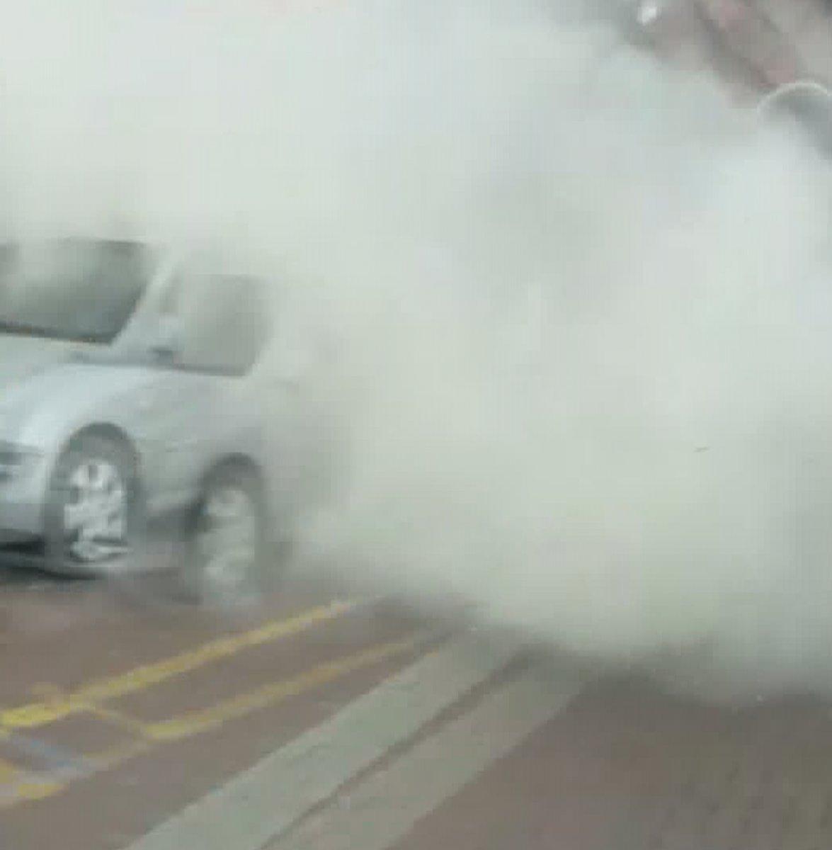 Zeytinburnu'nda bina çöktü