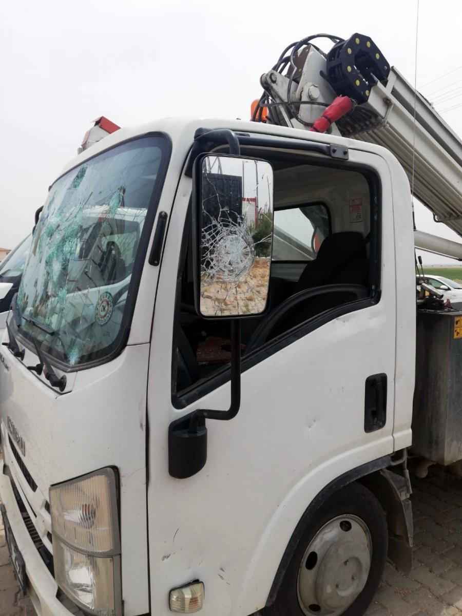 Şanlıurfa’da elektriği kesmeye gelen ekiplere saldırı