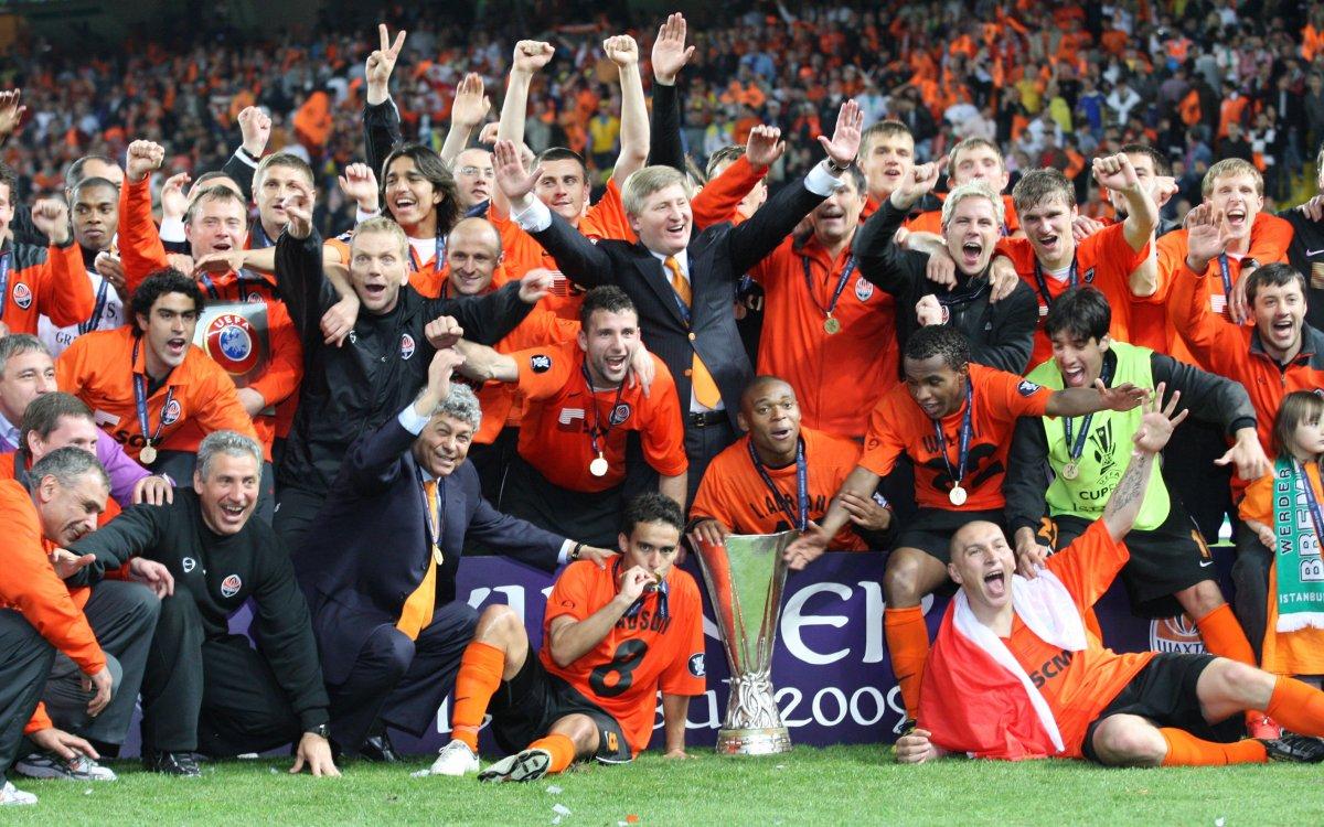 Bakan Kasapoğlu'ndan Manchester City ve Chelsea’ye: En unutulmaz anların şehri sizi bekliyor