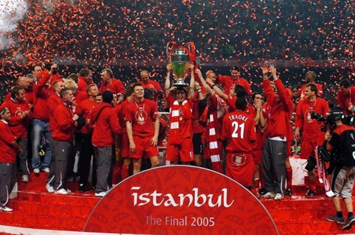 Bakan Kasapoğlu'ndan Manchester City ve Chelsea’ye: En unutulmaz anların şehri sizi bekliyor