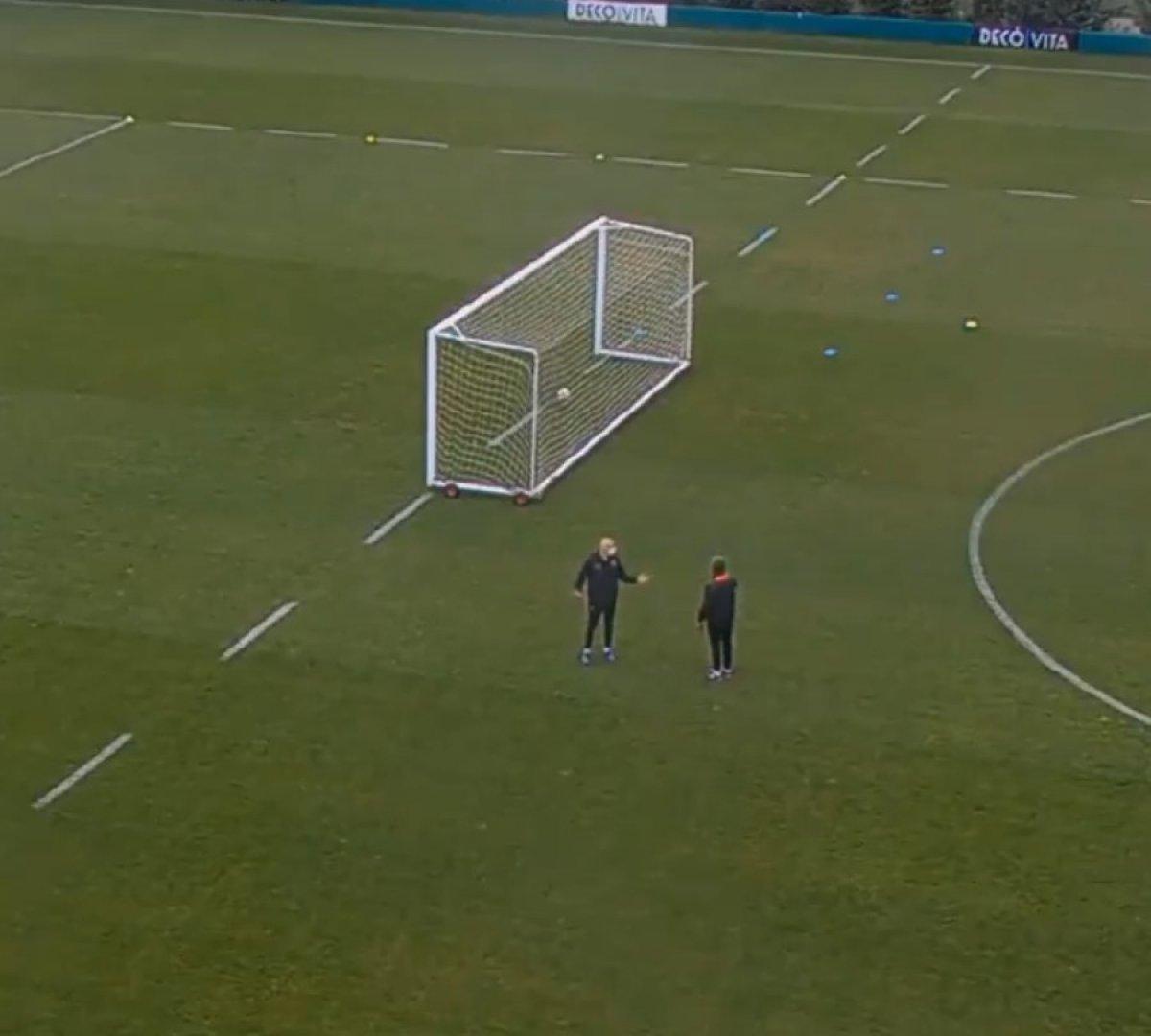 Başakşehir'den Aykut Kocaman paylaşımı