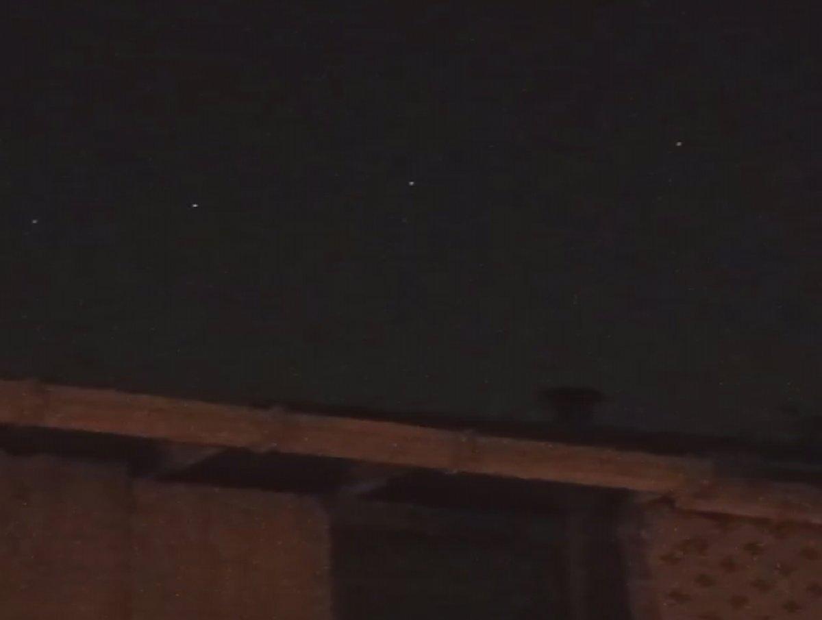 Gökyüzündeki esrarengiz ışıklar merak konusu oldu