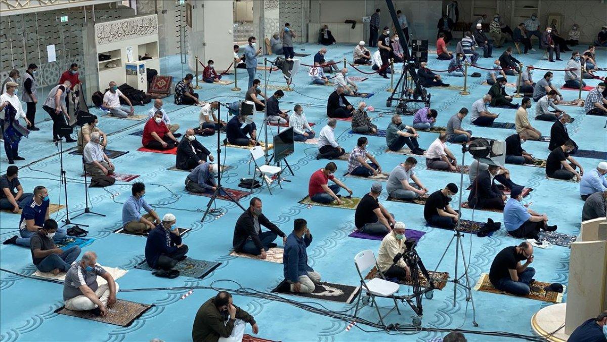 Ramazan Bayramı namazının saatleri belli oldu