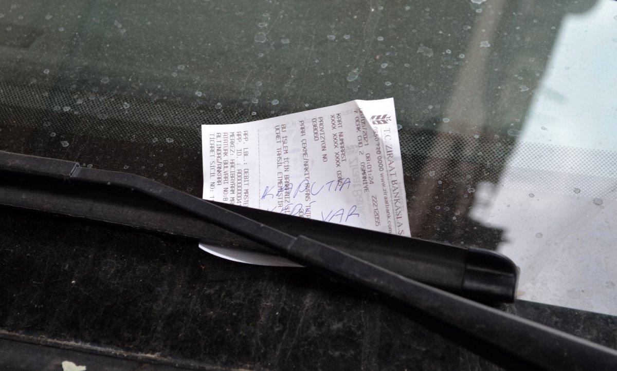 Osmaniye'de kaputa giren kediyi itfaiye kurtardı