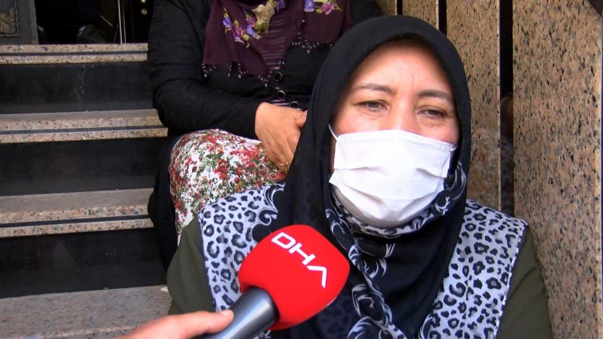 Zeytinburnu'nda, çöken binanın enkazında kalmaktan son anda kurtuldu