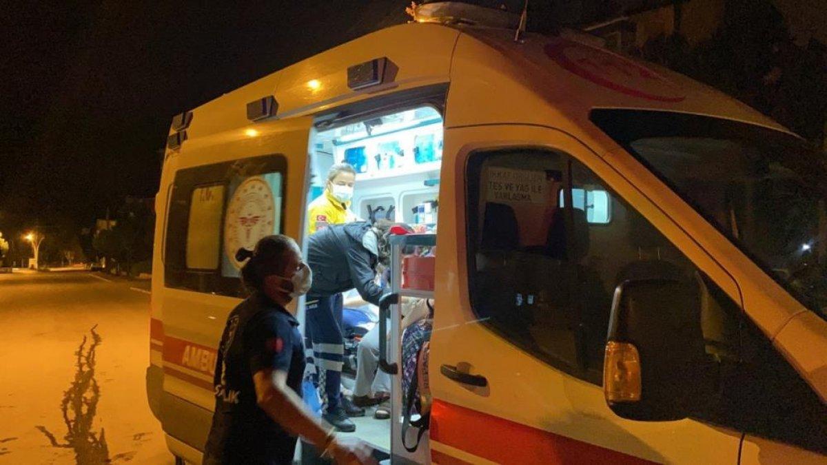 Karabük'te iki otomobil çarpıştı: 4 yaralı