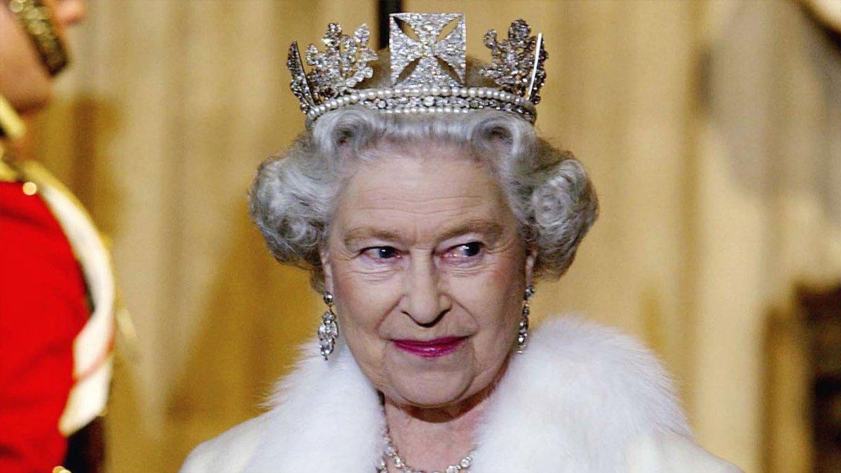 Kraliçe Elizabeth kendi alkol markasını kurdu