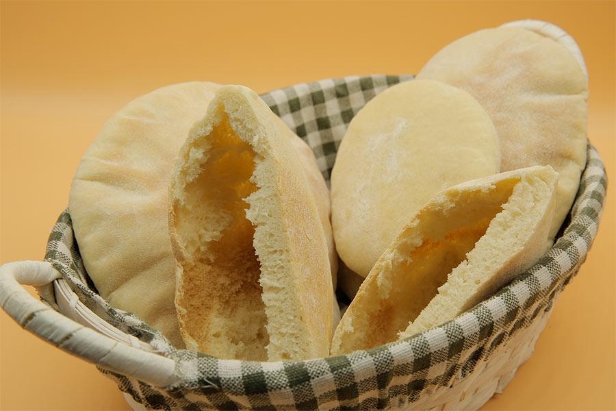 Sahura sandviçlik: Pita ekmeği