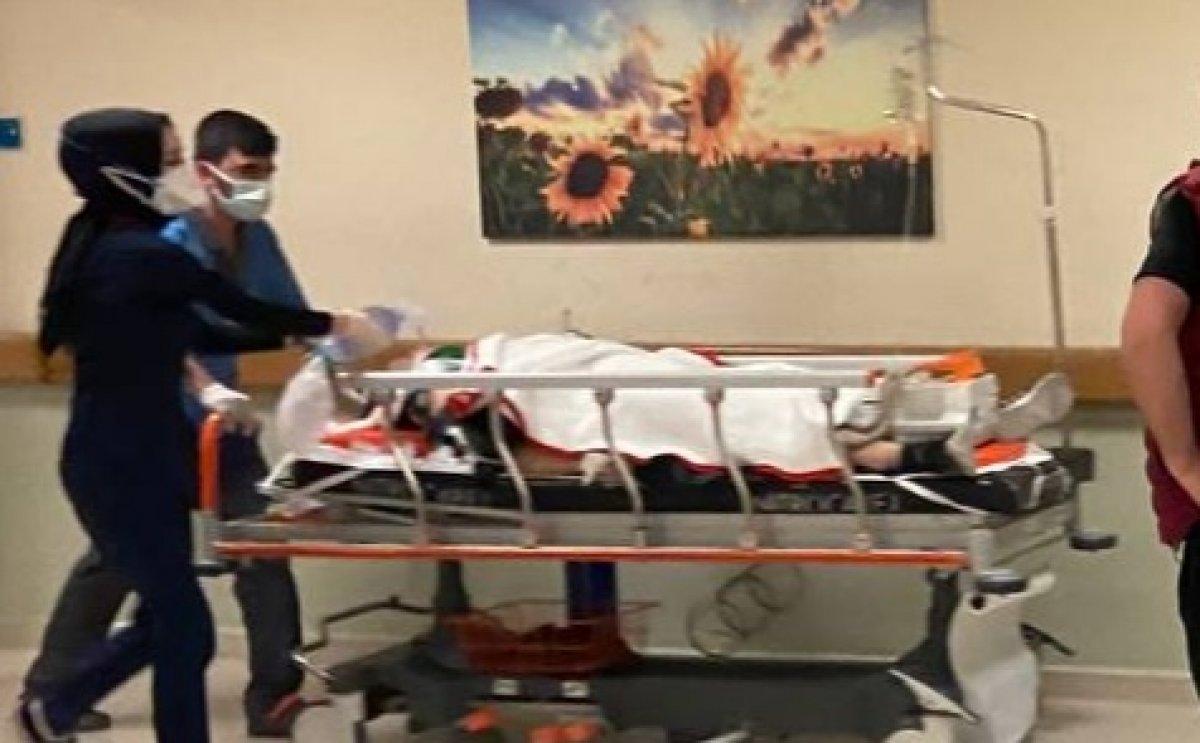 Bursa'da motosikletli kamyonetin altında sürüklendi