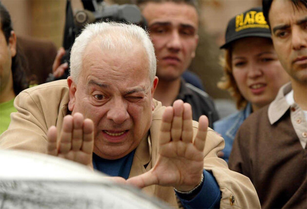 Türk sinemasının gülen ve güldüren yüzü: Zeki Alasya