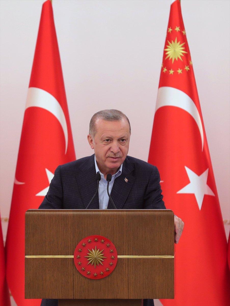 Cumhurbaşkanı Erdoğan, Diyarbakır anneleriyle iftarda buluştu