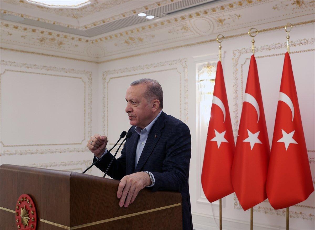 Cumhurbaşkanı Erdoğan, Diyarbakır anneleriyle iftarda buluştu