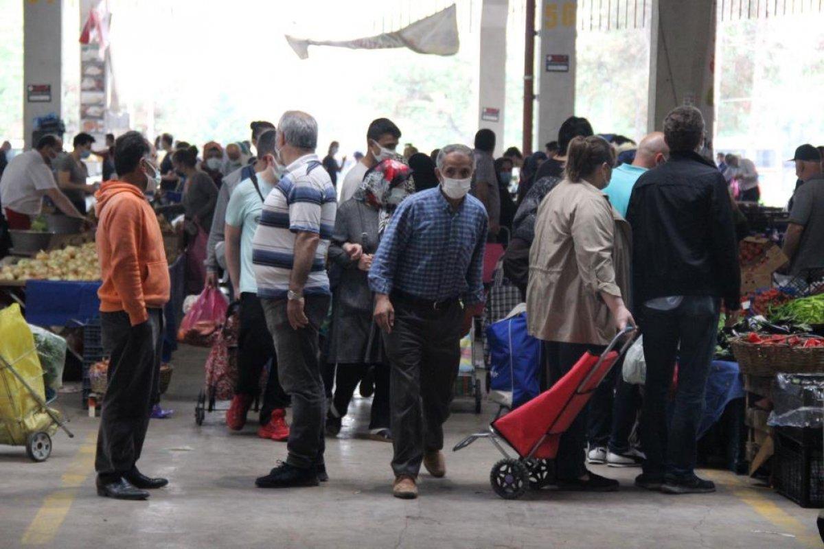 Kocaeli'de pazarlar doldu