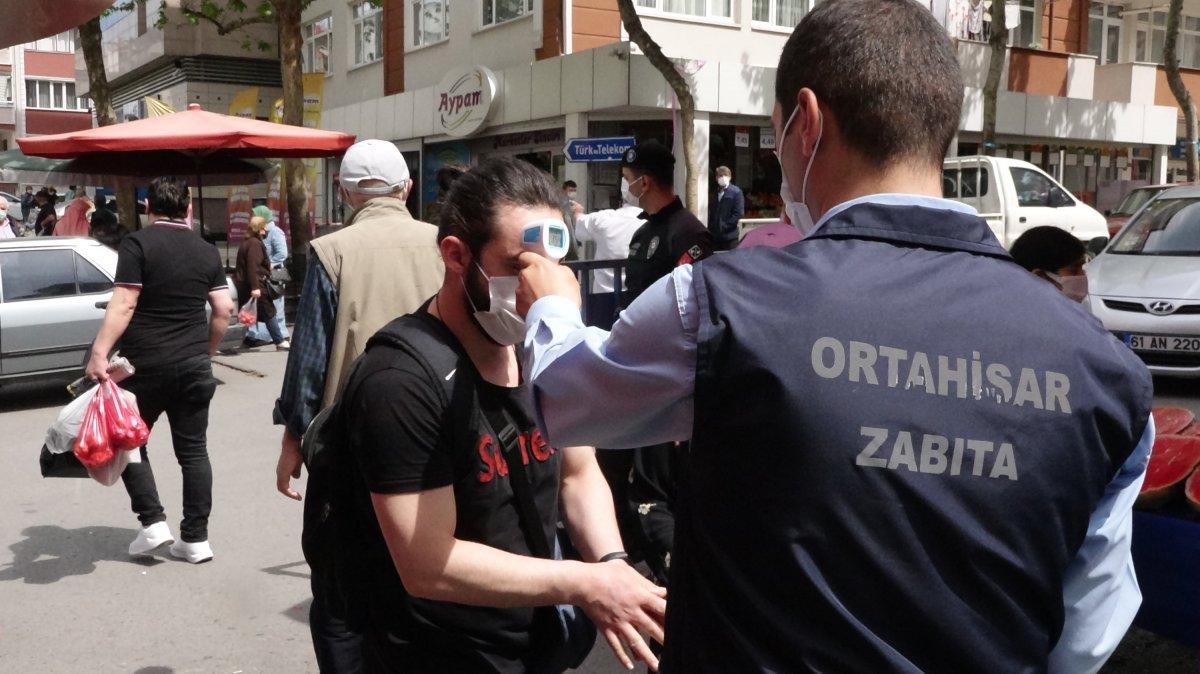 Trabzon'da semt pazarları doldu