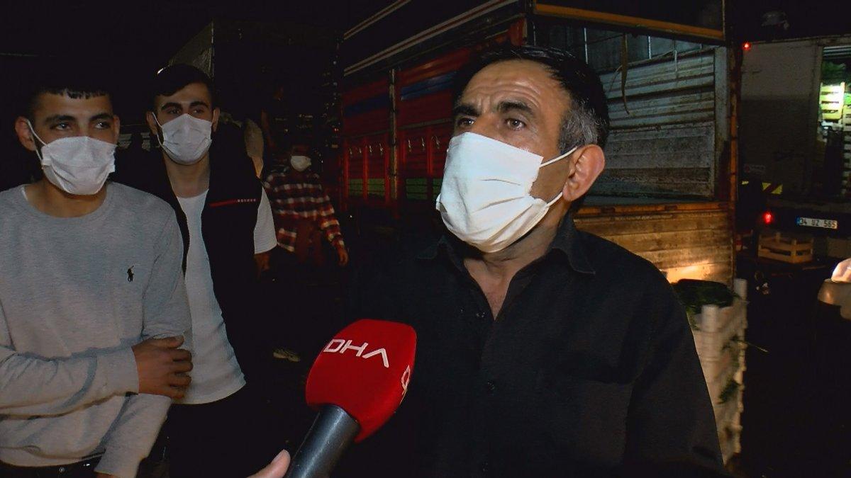 Pazar esnafı tezgah açıyor: Bayrampaşa halinde yoğunluk yaşandı