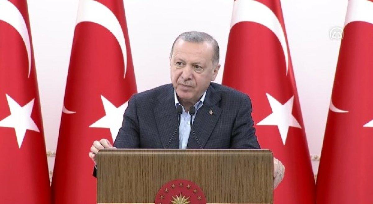 Cumhurbaşkanı Erdoğan, Diyarbakır anneleriyle iftarda buluştu