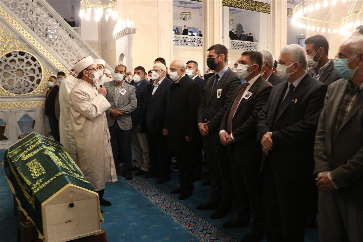 Kemal Kılıçdaroğlu, Cemil Erhan'ın cenaze törenine katıldı