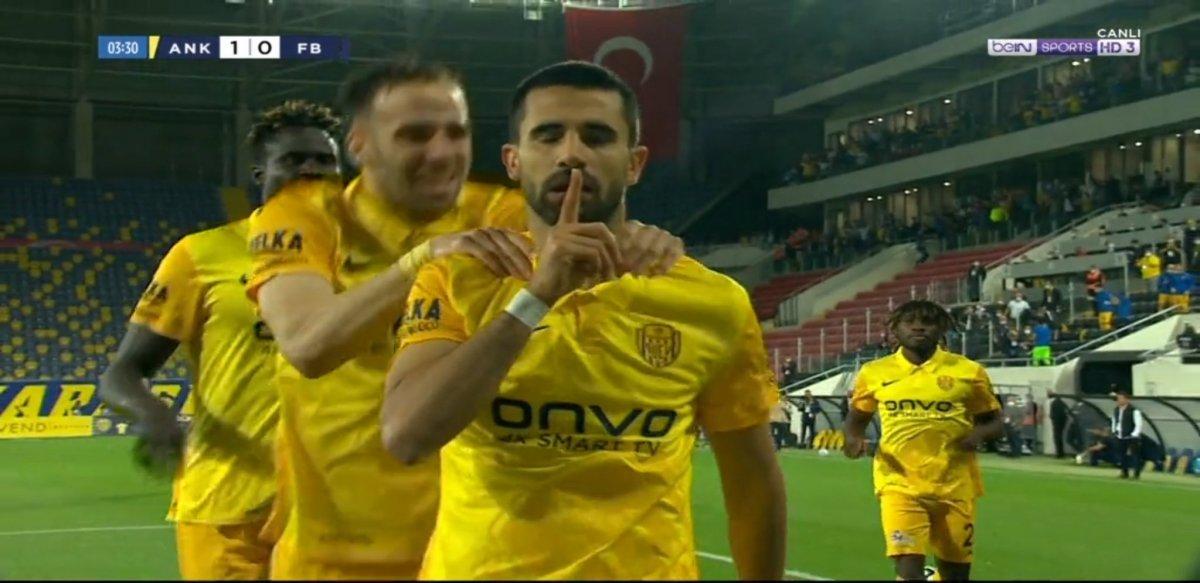 Alper Potuk'tan Fenerbahçelileri kızdıran gol sevinci