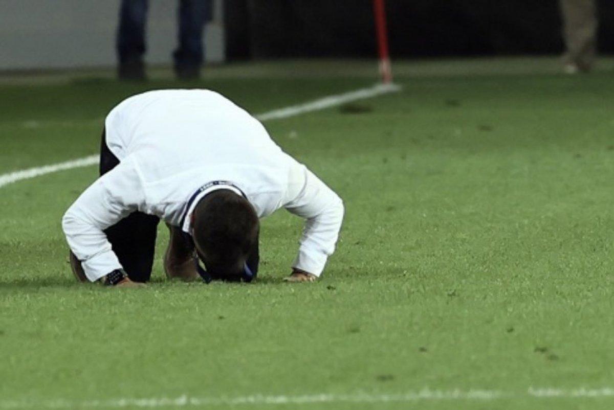 Emre Belözoğlu: Allah'ın izniyle Fenerbahçe'nin önü açık